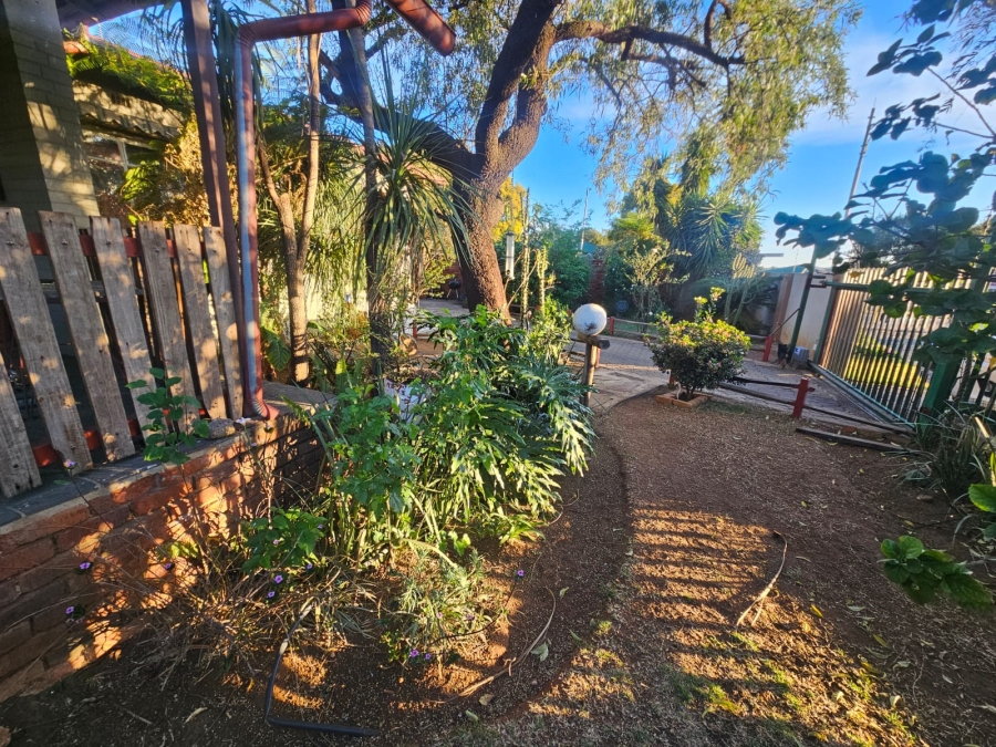 2 Bedroom Property for Sale in Florentia Gauteng