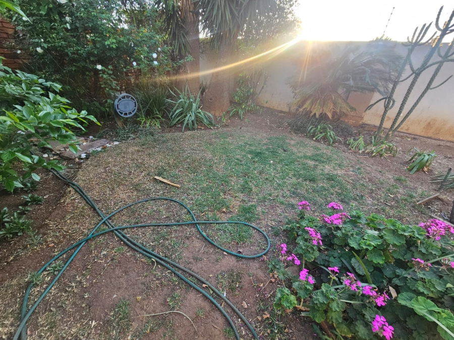 2 Bedroom Property for Sale in Florentia Gauteng