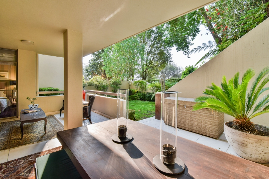 2 Bedroom Property for Sale in Sandhurst Gauteng