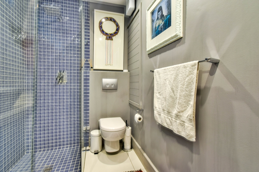 2 Bedroom Property for Sale in Sandhurst Gauteng