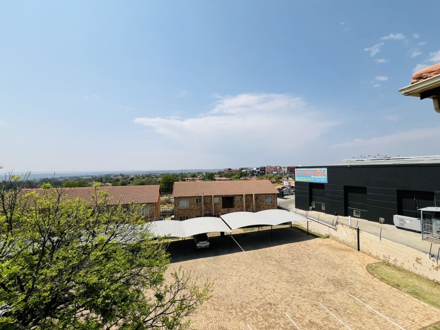 2 Bedroom Property for Sale in Northgate Gauteng
