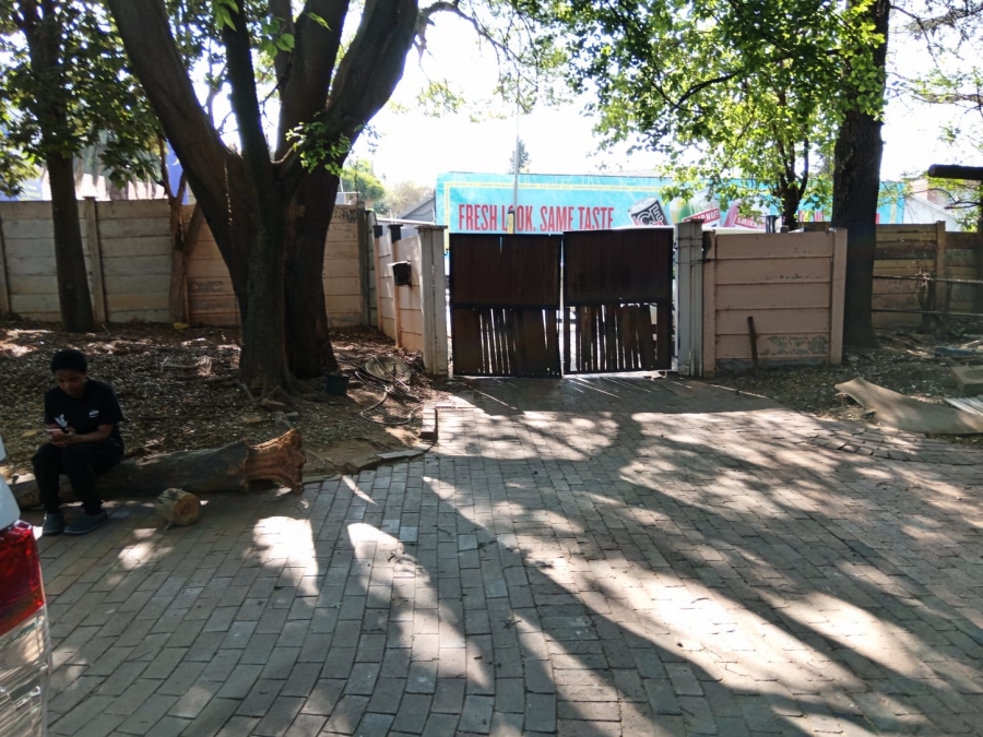 8 Bedroom Property for Sale in Bordeaux Gauteng