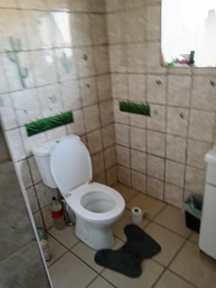 8 Bedroom Property for Sale in Bordeaux Gauteng