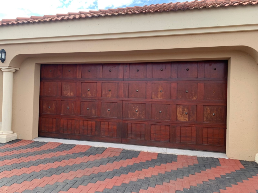 3 Bedroom Property for Sale in The Orchards Gauteng