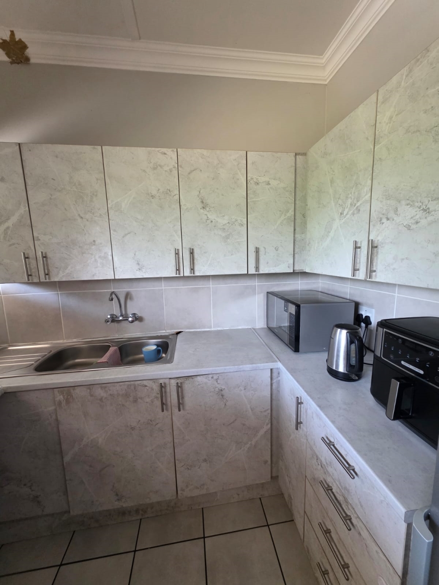 2 Bedroom Property for Sale in Three Rivers Gauteng