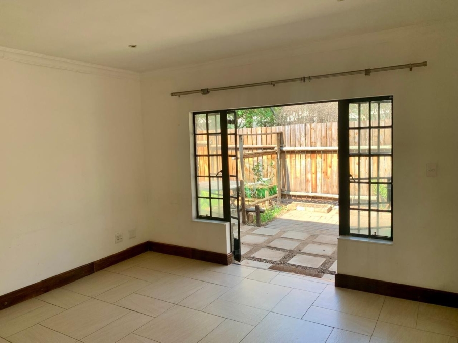 To Let 1 Bedroom Property for Rent in Chartwell Gauteng