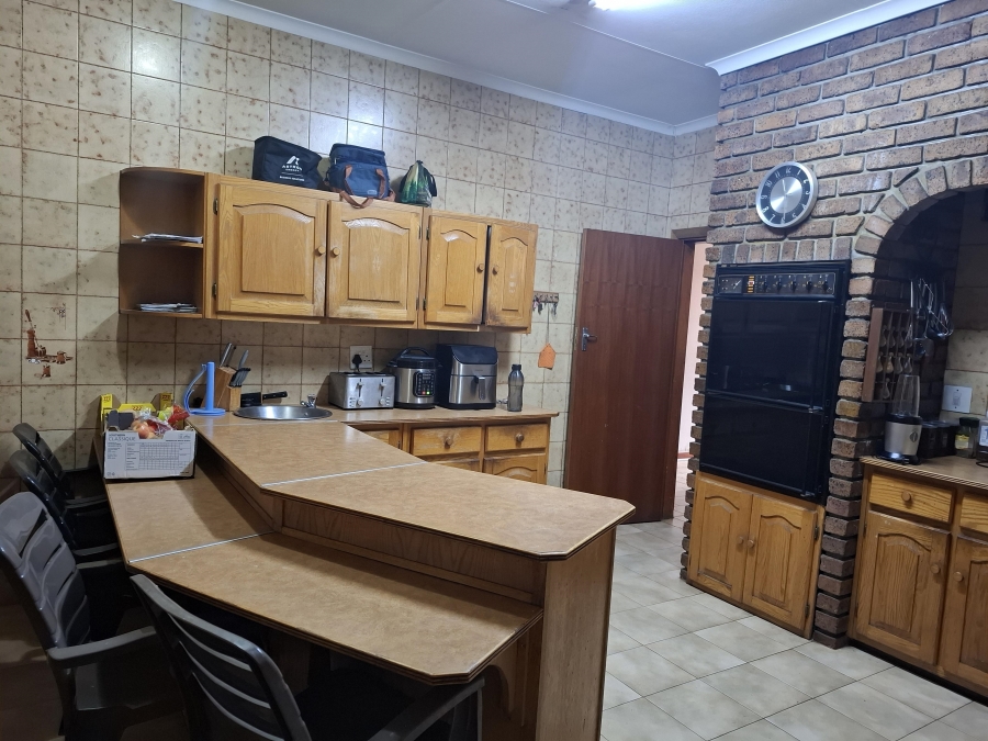 4 Bedroom Property for Sale in Dersley Gauteng