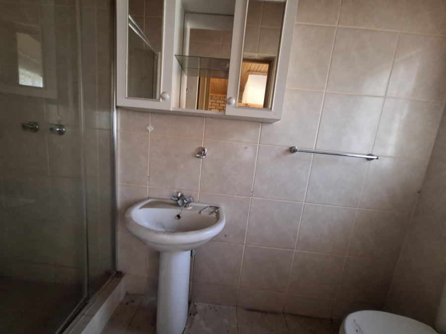 4 Bedroom Property for Sale in Dersley Gauteng