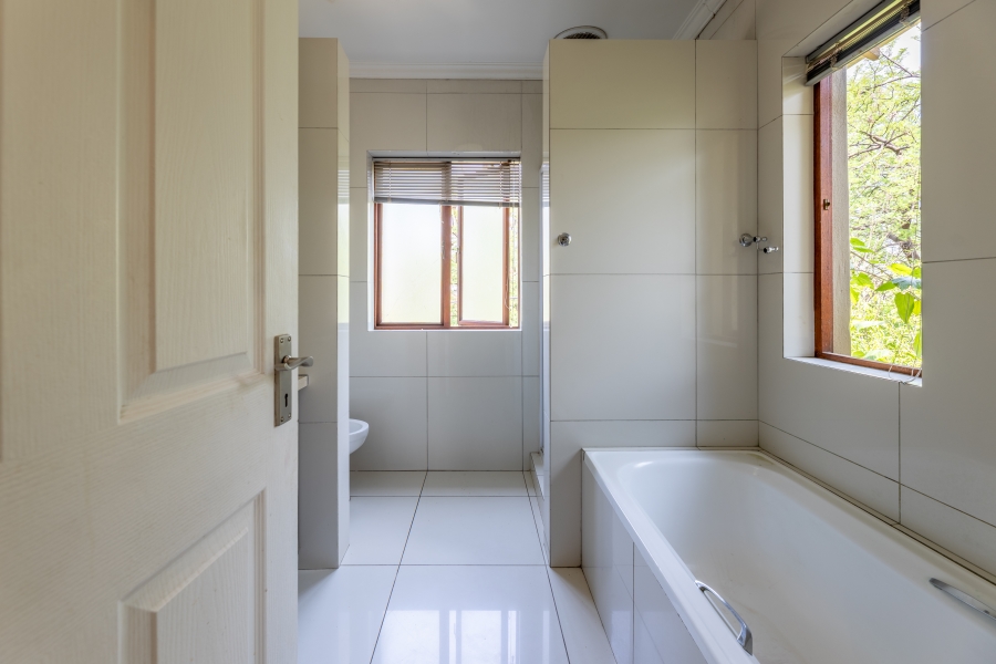 4 Bedroom Property for Sale in Craigavon Gauteng