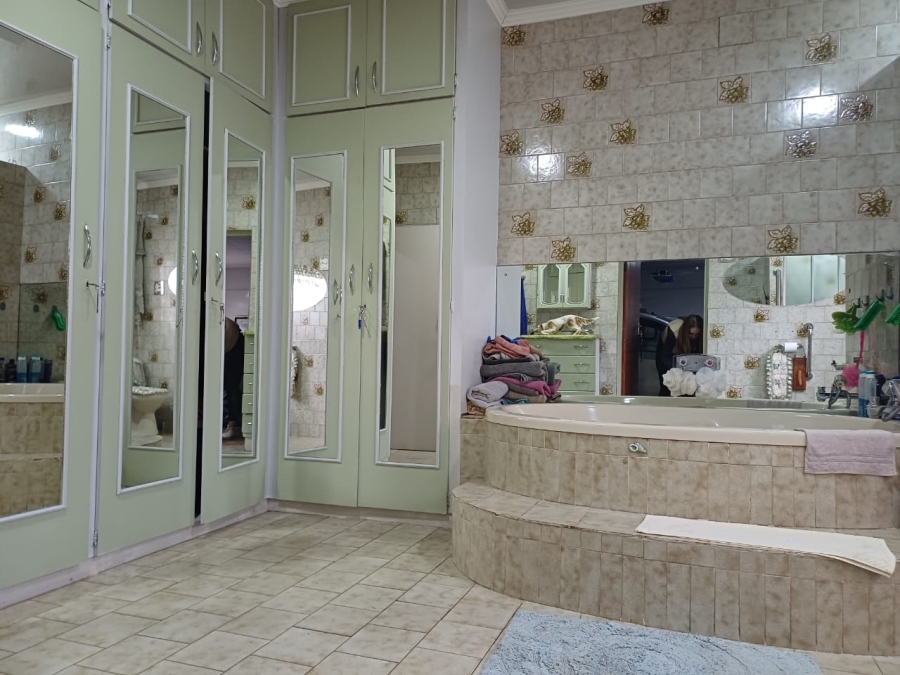4 Bedroom Property for Sale in Primrose Gauteng