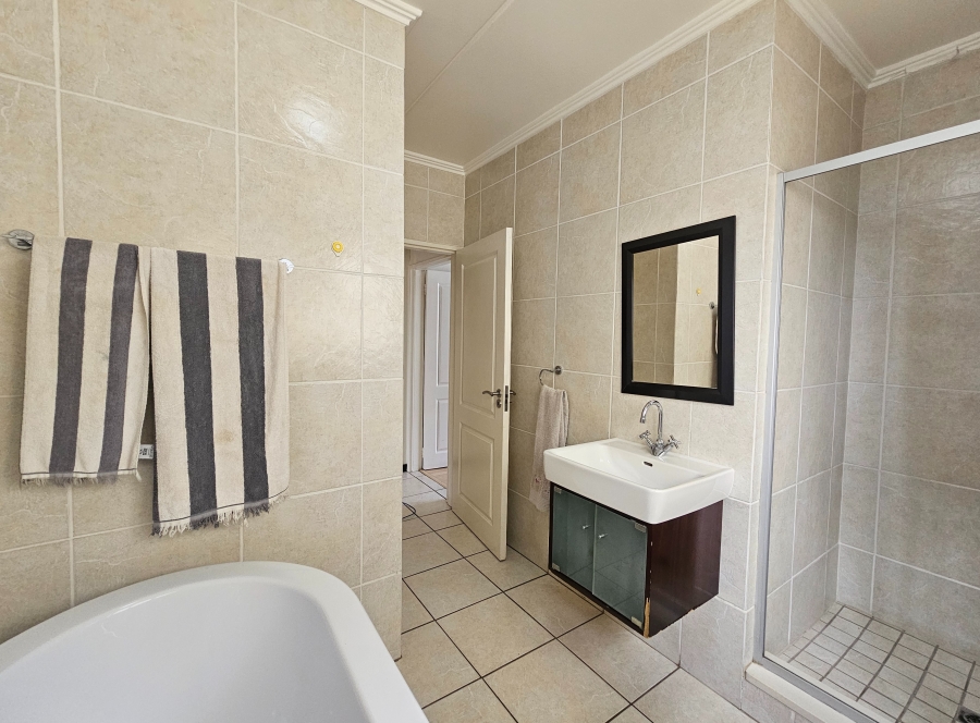2 Bedroom Property for Sale in Paulshof Gauteng