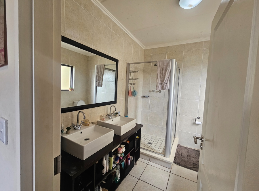 2 Bedroom Property for Sale in Paulshof Gauteng
