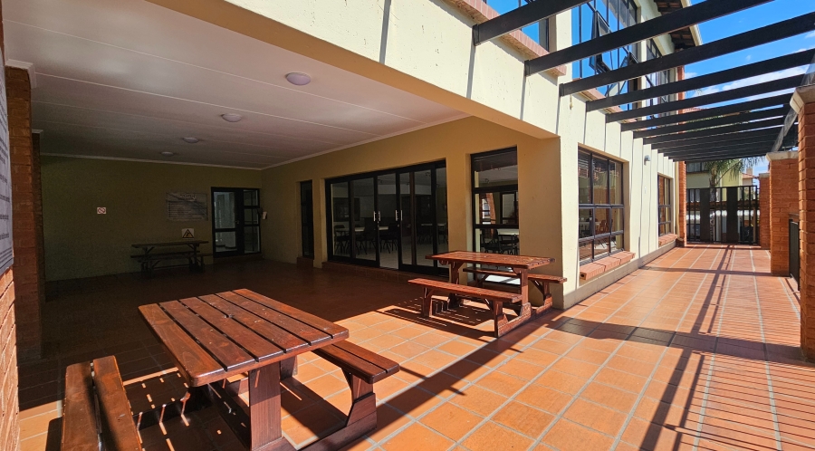 2 Bedroom Property for Sale in Paulshof Gauteng