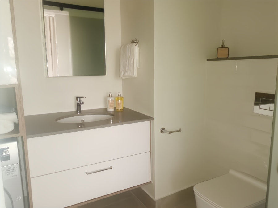 To Let 2 Bedroom Property for Rent in Beverley Gauteng
