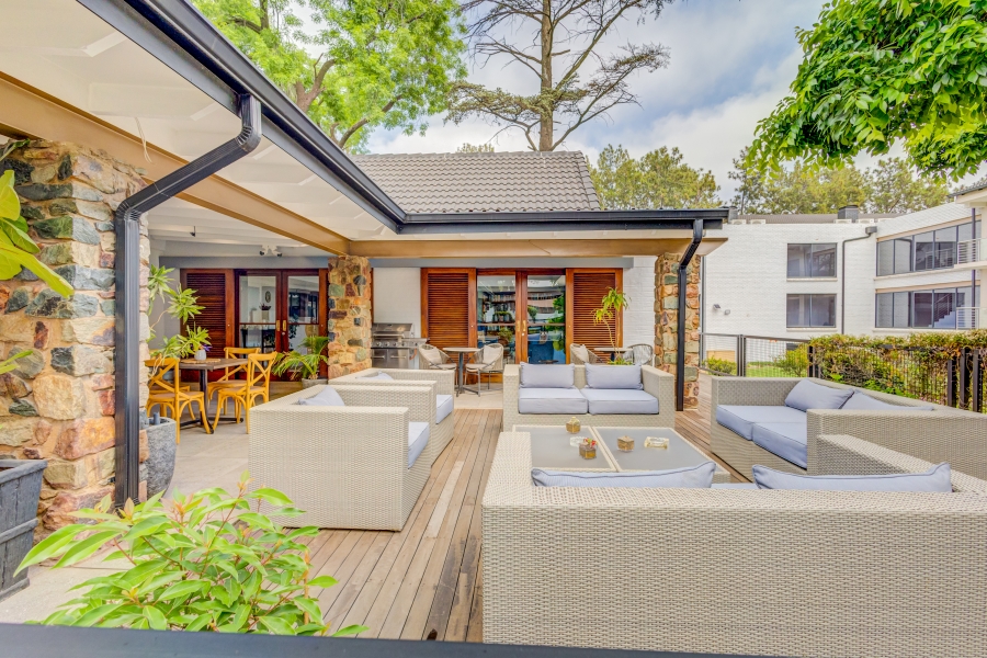 2 Bedroom Property for Sale in Beverley Gauteng