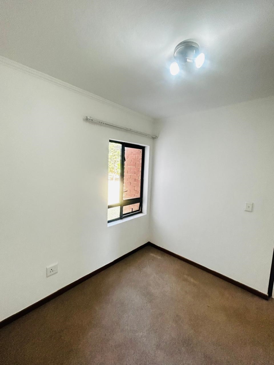 To Let 2 Bedroom Property for Rent in Jackal Creek Golf Estate Gauteng
