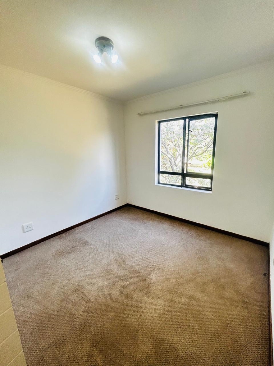 To Let 2 Bedroom Property for Rent in Jackal Creek Golf Estate Gauteng