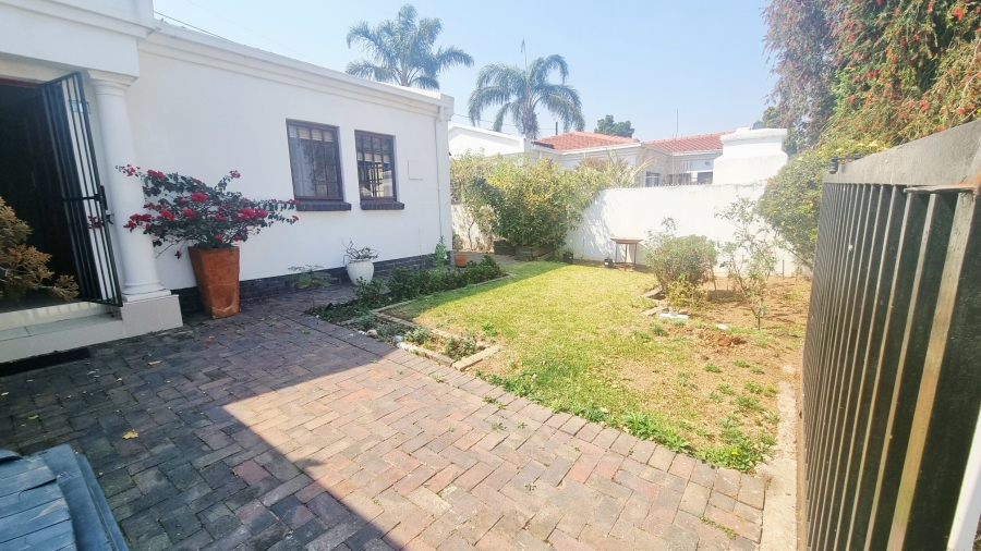 2 Bedroom Property for Sale in Halfway Gardens Gauteng