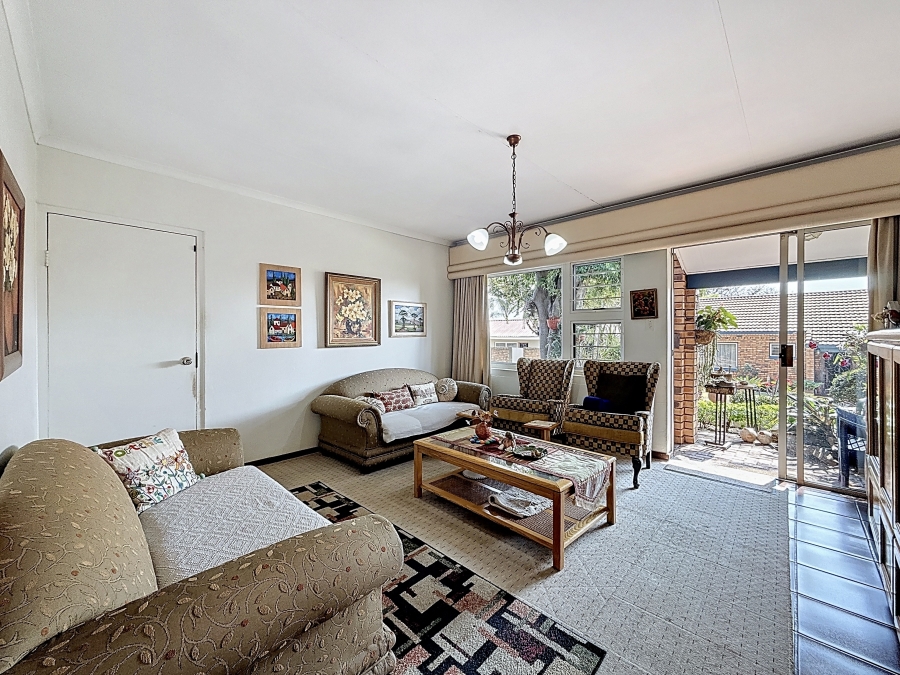 3 Bedroom Property for Sale in Wapadrand Gauteng