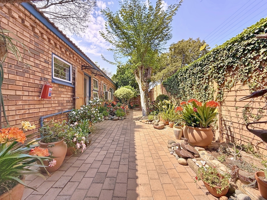 3 Bedroom Property for Sale in Wapadrand Gauteng