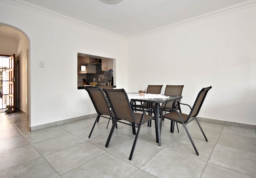 3 Bedroom Property for Sale in Bromhof Gauteng