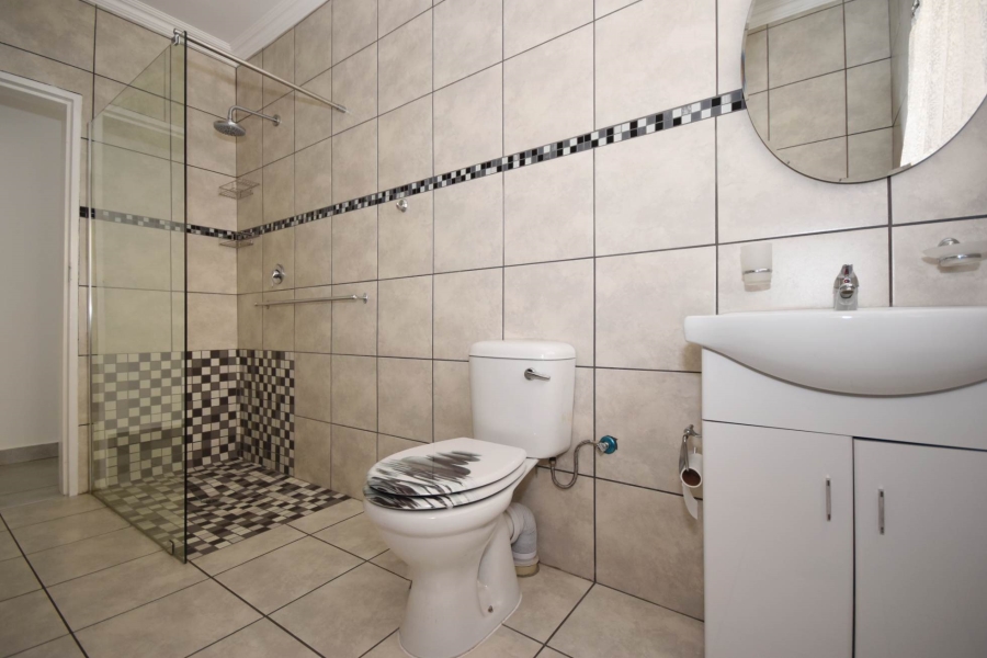 3 Bedroom Property for Sale in Bromhof Gauteng