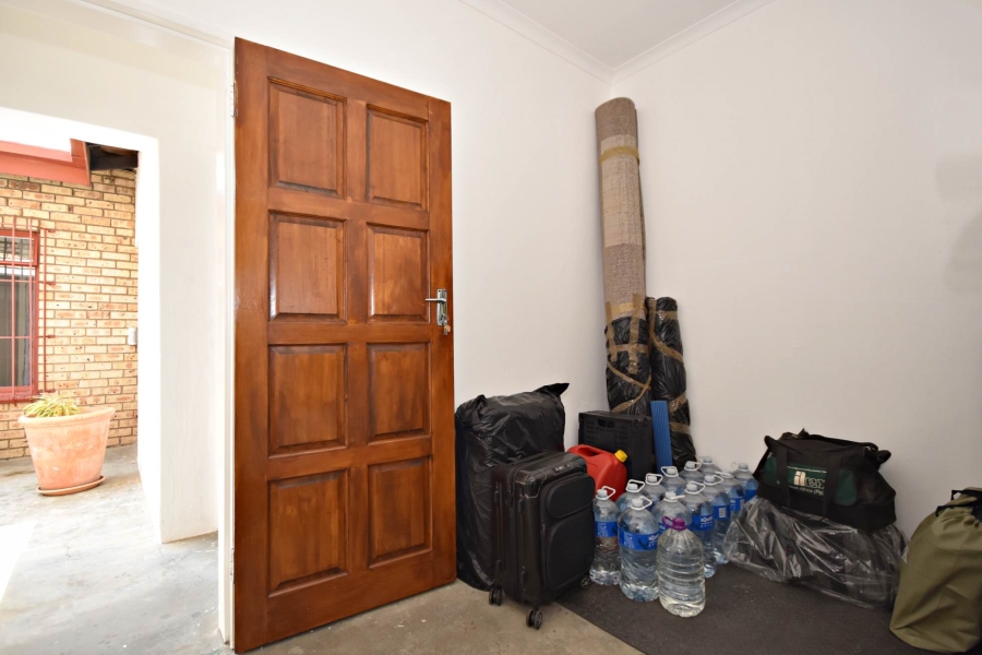 3 Bedroom Property for Sale in Bromhof Gauteng