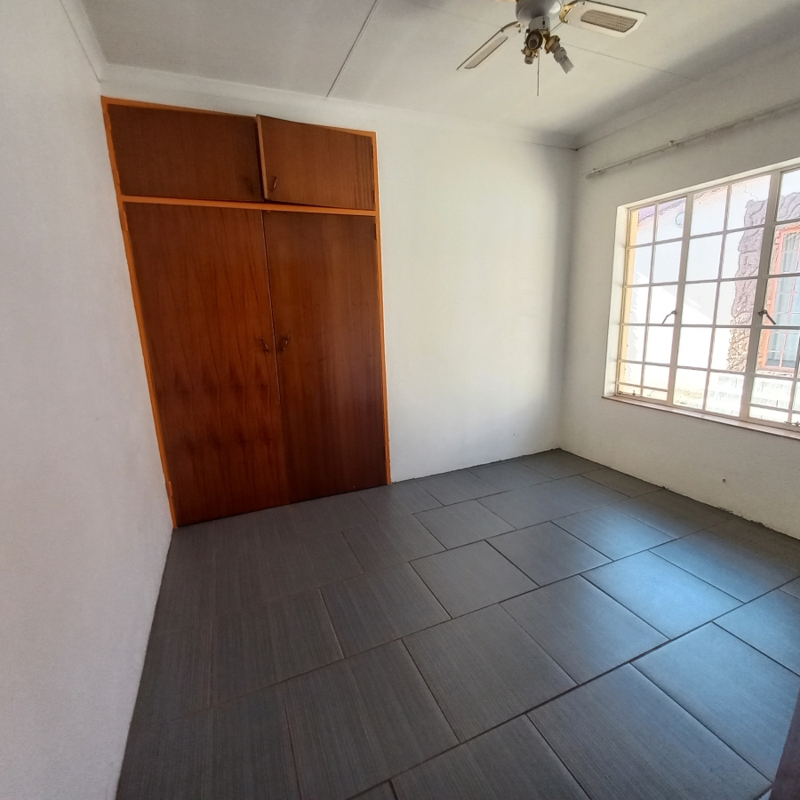To Let 2 Bedroom Property for Rent in Bredell Gauteng
