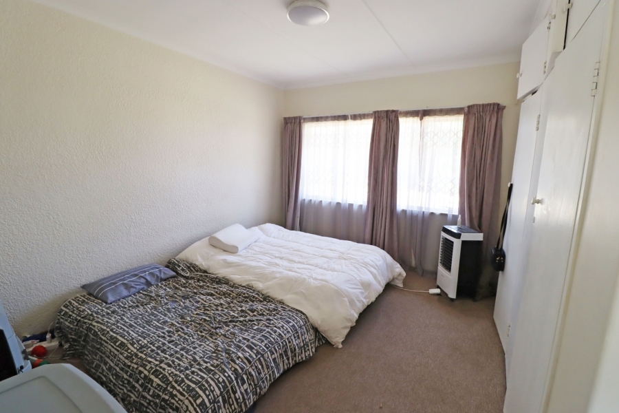 To Let 4 Bedroom Property for Rent in Bryanston Gauteng