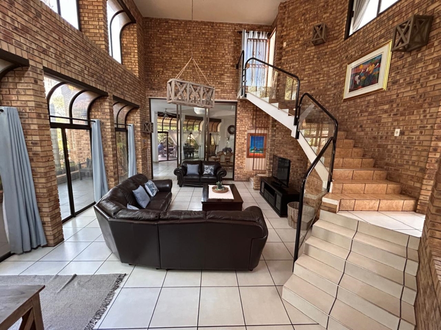 4 Bedroom Property for Sale in Eldoraigne Gauteng