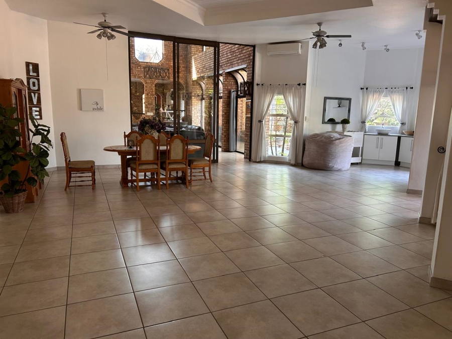 4 Bedroom Property for Sale in Eldoraigne Gauteng