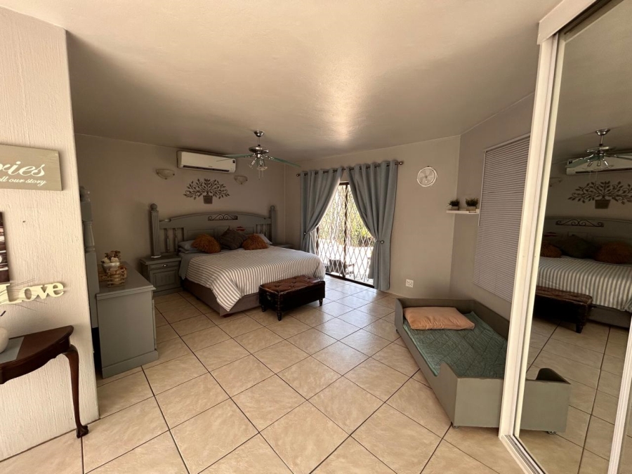 4 Bedroom Property for Sale in Eldoraigne Gauteng
