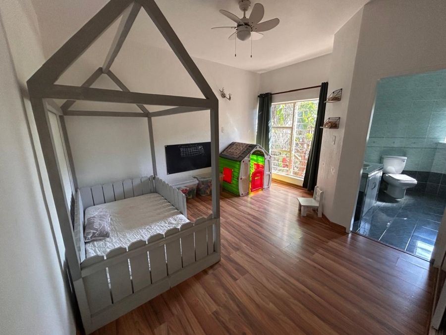 4 Bedroom Property for Sale in Eldoraigne Gauteng