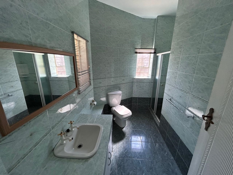 4 Bedroom Property for Sale in Eldoraigne Gauteng