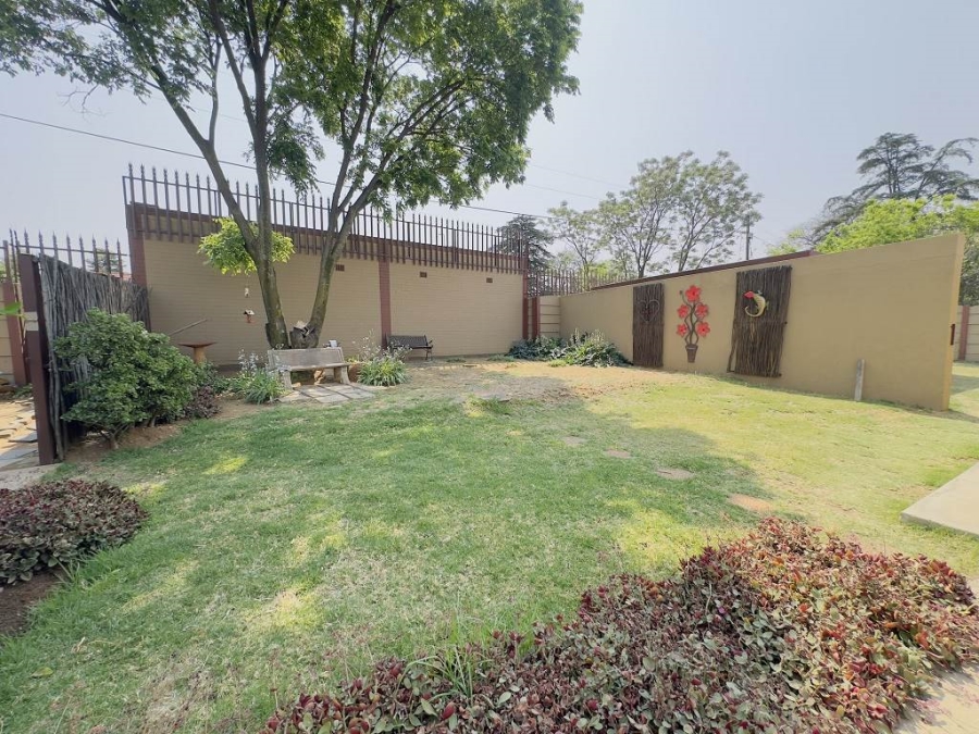 11 Bedroom Property for Sale in Lambton Gauteng