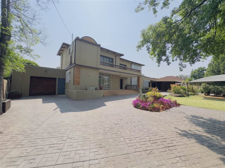 11 Bedroom Property for Sale in Lambton Gauteng