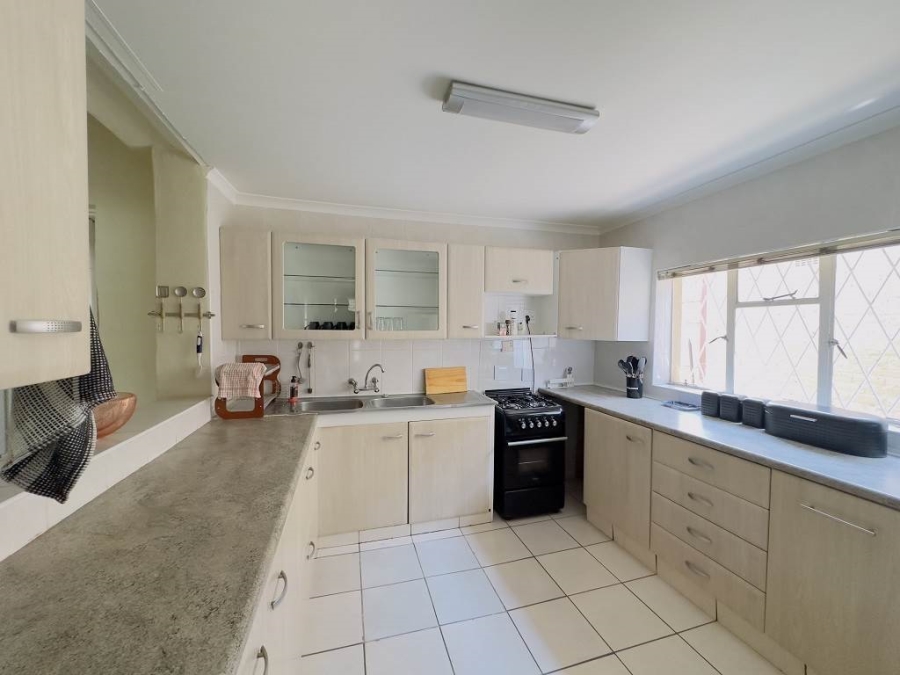 11 Bedroom Property for Sale in Lambton Gauteng