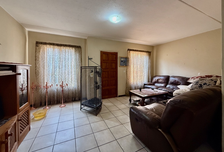 3 Bedroom Property for Sale in Hazeldean Gauteng
