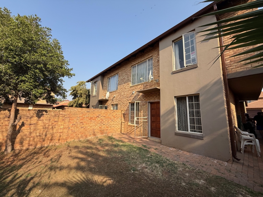 3 Bedroom Property for Sale in Hazeldean Gauteng