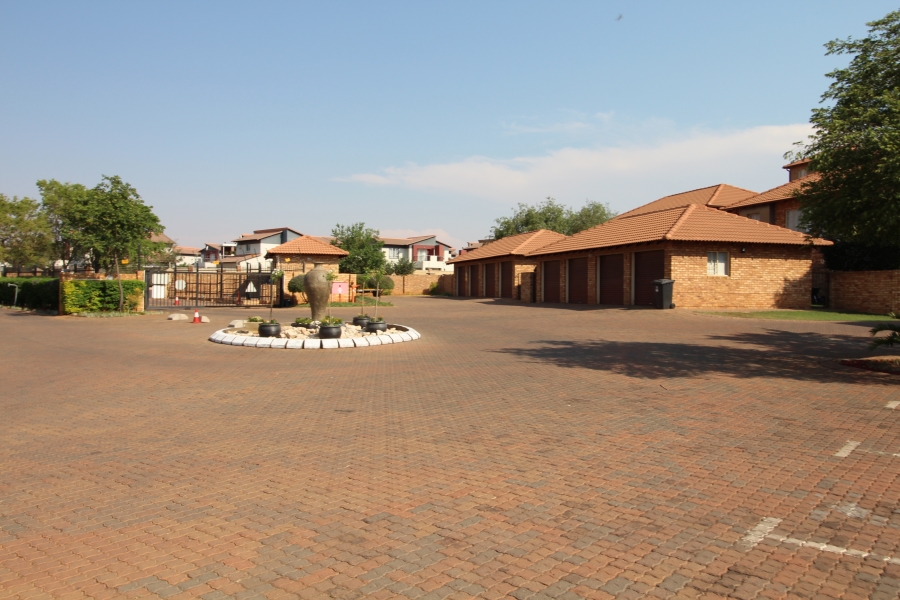 3 Bedroom Property for Sale in Hazeldean Gauteng