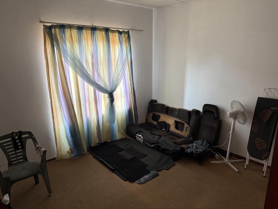 2 Bedroom Property for Sale in Little Falls Gauteng