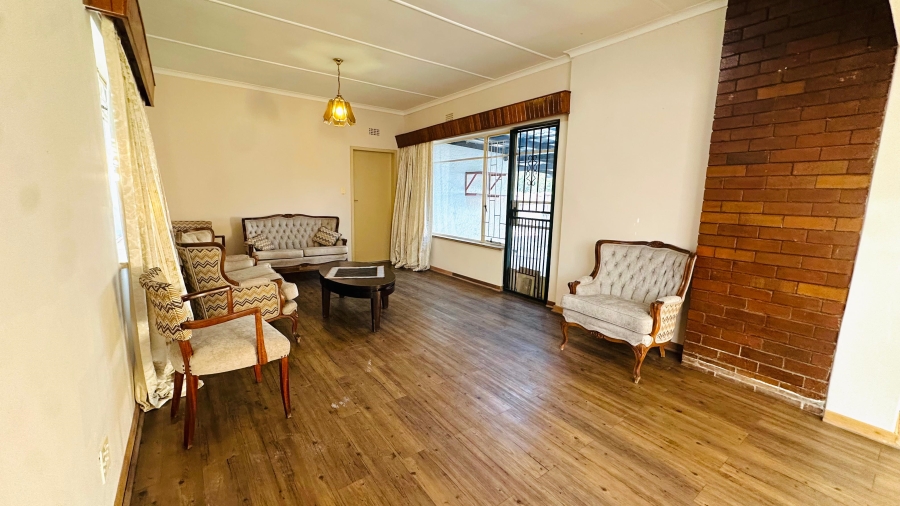 4 Bedroom Property for Sale in Illiondale Gauteng