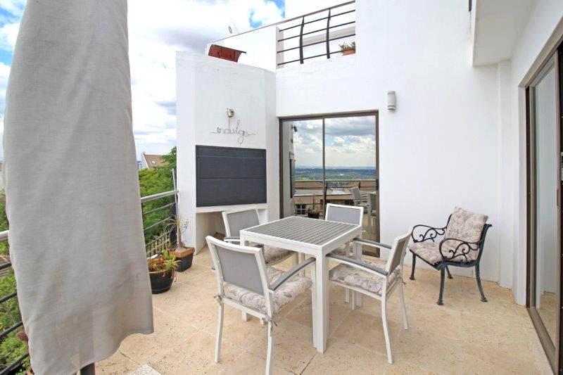 3 Bedroom Property for Sale in Northcliff Gauteng