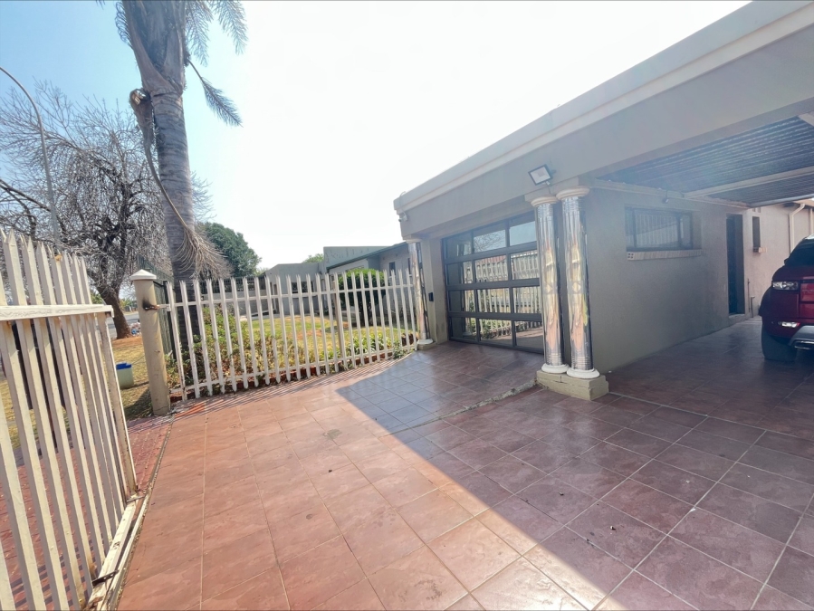 3 Bedroom Property for Sale in Minnebron Gauteng