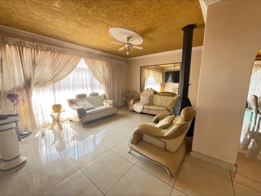 3 Bedroom Property for Sale in Minnebron Gauteng