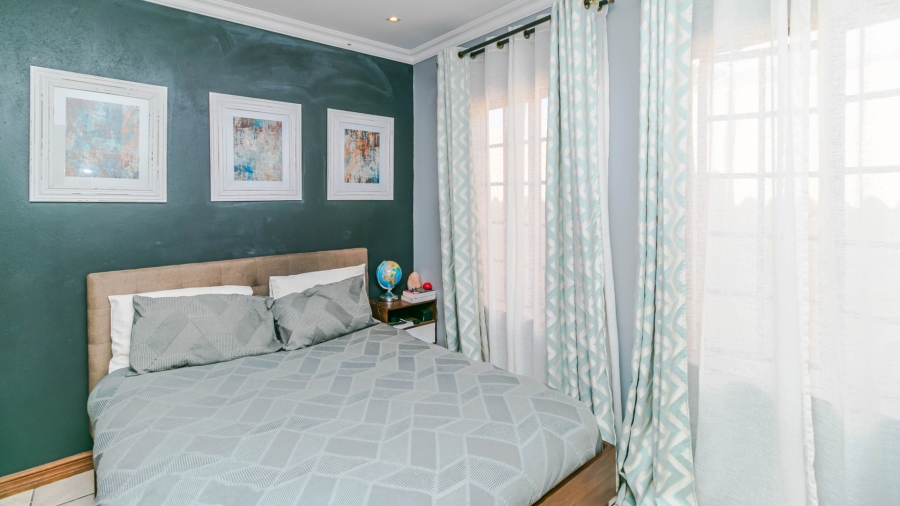 To Let 3 Bedroom Property for Rent in Noordwyk Gauteng
