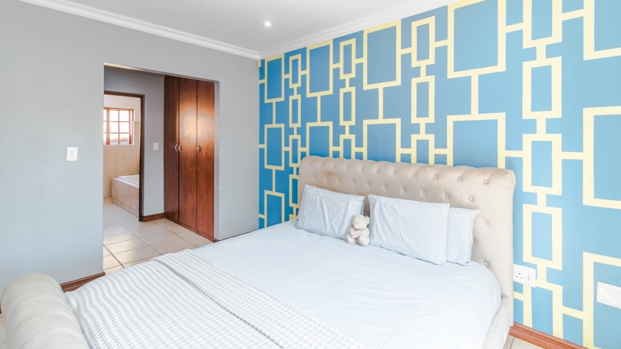 To Let 3 Bedroom Property for Rent in Noordwyk Gauteng