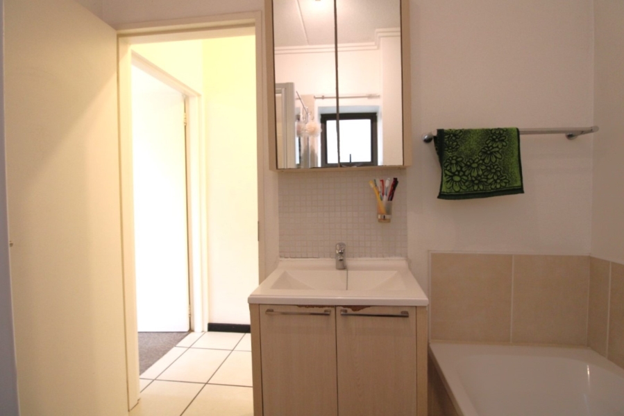 2 Bedroom Property for Sale in Bryanston Gauteng