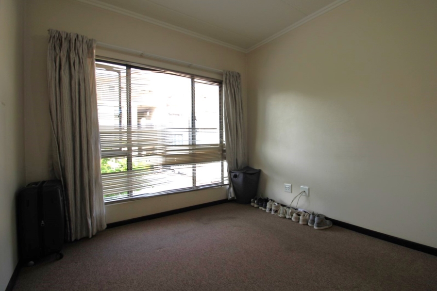 2 Bedroom Property for Sale in Bryanston Gauteng