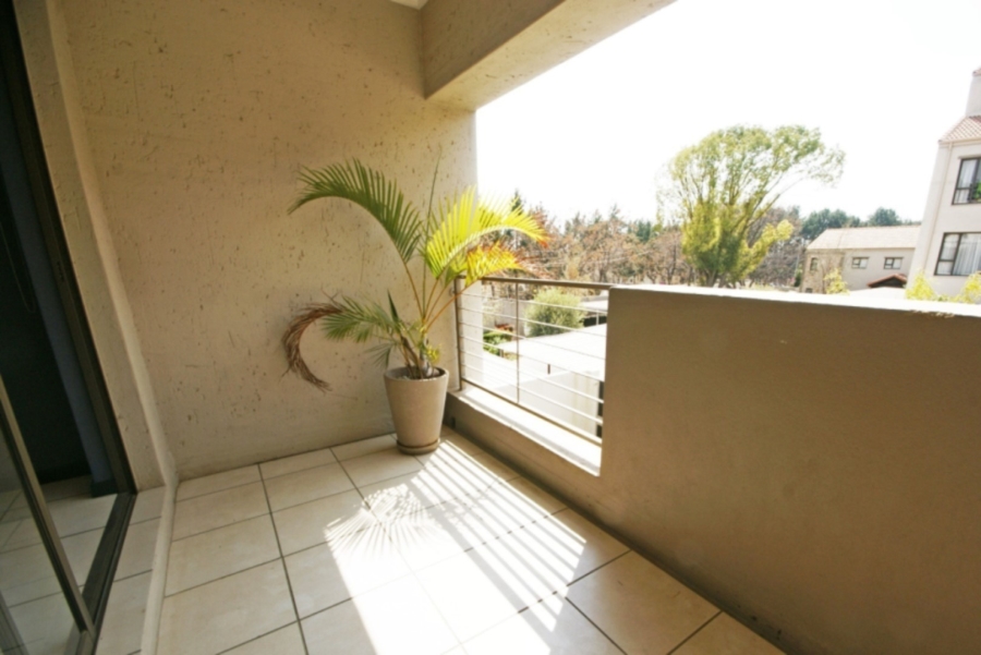 2 Bedroom Property for Sale in Bryanston Gauteng